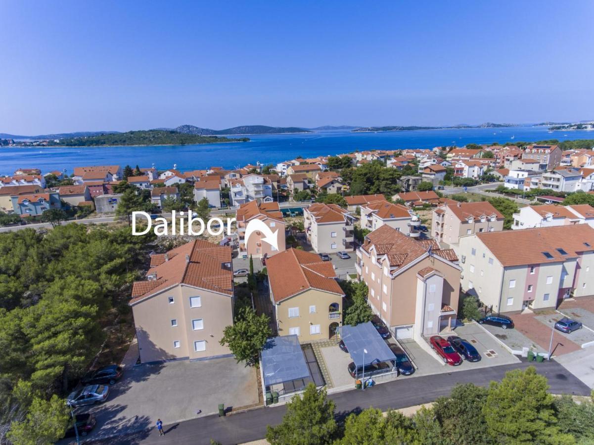 Apartments Dalibor Vodice Exteriér fotografie